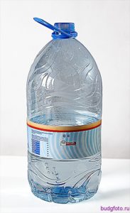 Пластиковая емкость для питьевой воды