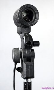 Штативная головка с патроном для лампы вид спереди.